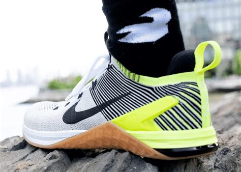 stabile nike schuhe|nike stability flyknit 2 review.